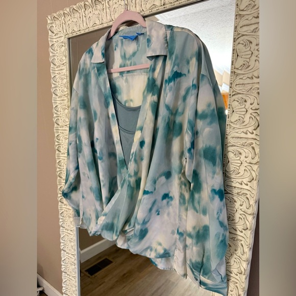 Simply Vera Wang • Wrap 2fer Long Sleeve Blouse - Picture 3 of 10